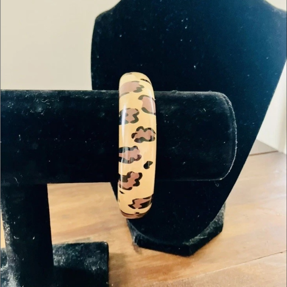 Joan Rivers “VINTAGE”Leopard Print Bangle